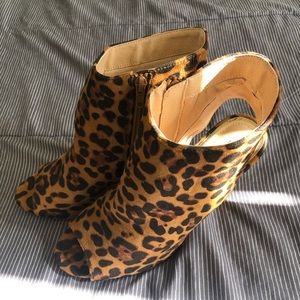 Liliana Cheeta Print High Heels